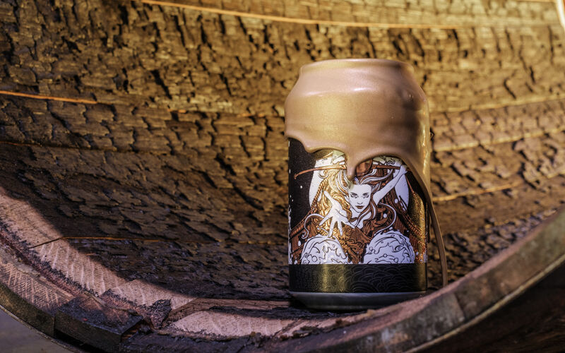 Maiden Waxed Cans