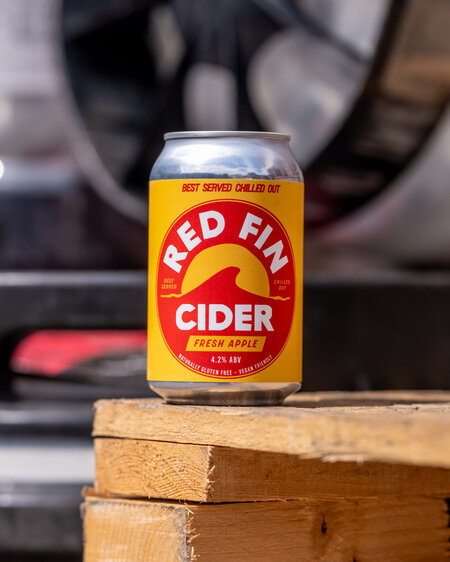 Red Fin Cider: Fresh Apple Guest Cider | 4.2% | 330ml - Siren